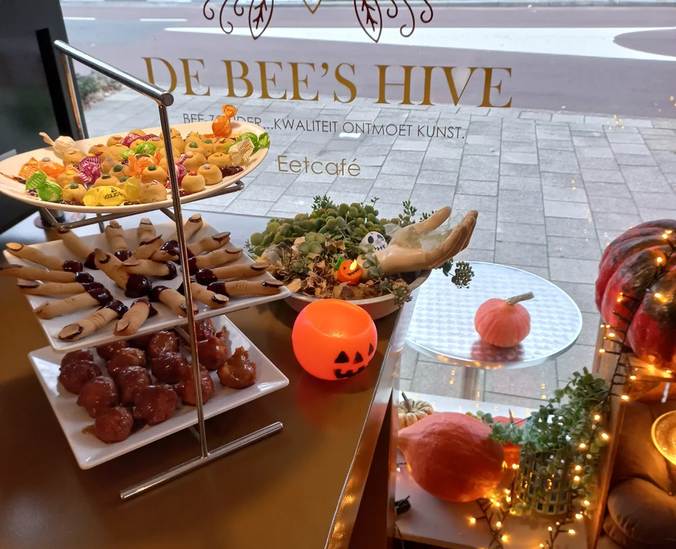 De Bee's Hive
