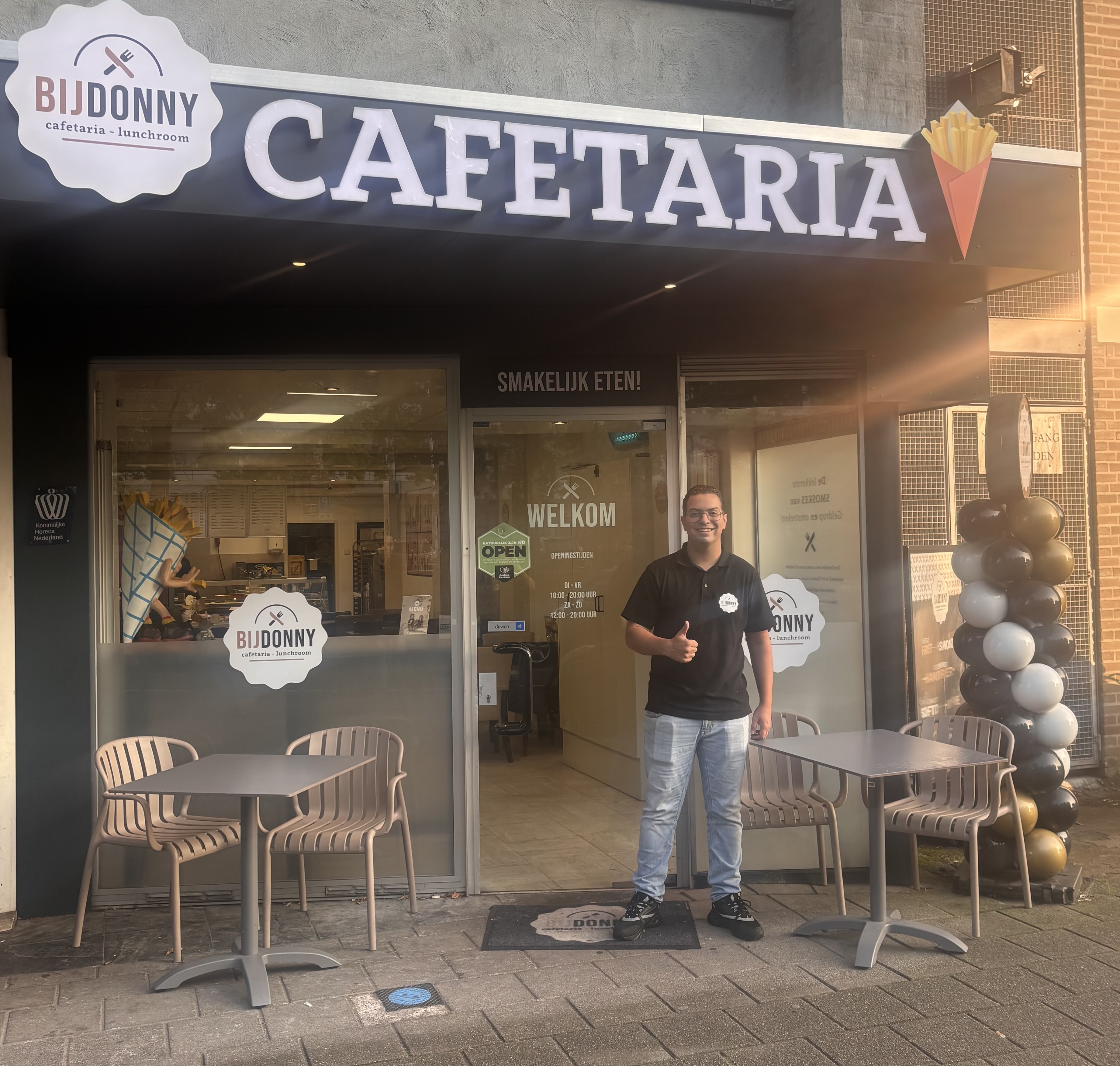 Cafetaria lunchroom bij Donny
